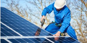 Installation Maintenance Panneaux Solaires Photovoltaïques à Tourch